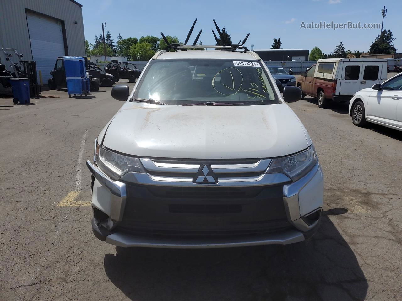 2016 Mitsubishi Outlander Es White vin: JA4AD2A35GZ000346