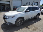 2016 Mitsubishi Outlander Es White vin: JA4AD2A35GZ000346