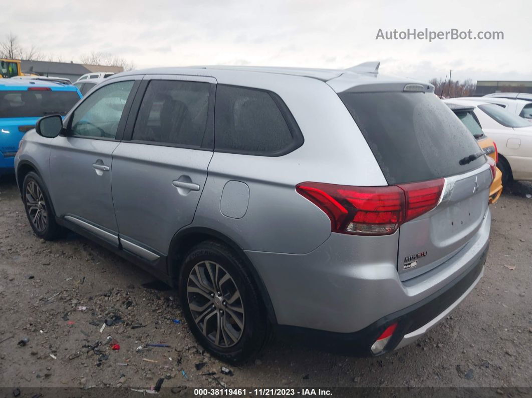 2017 Mitsubishi Outlander Es Silver vin: JA4AD2A36HZ021983