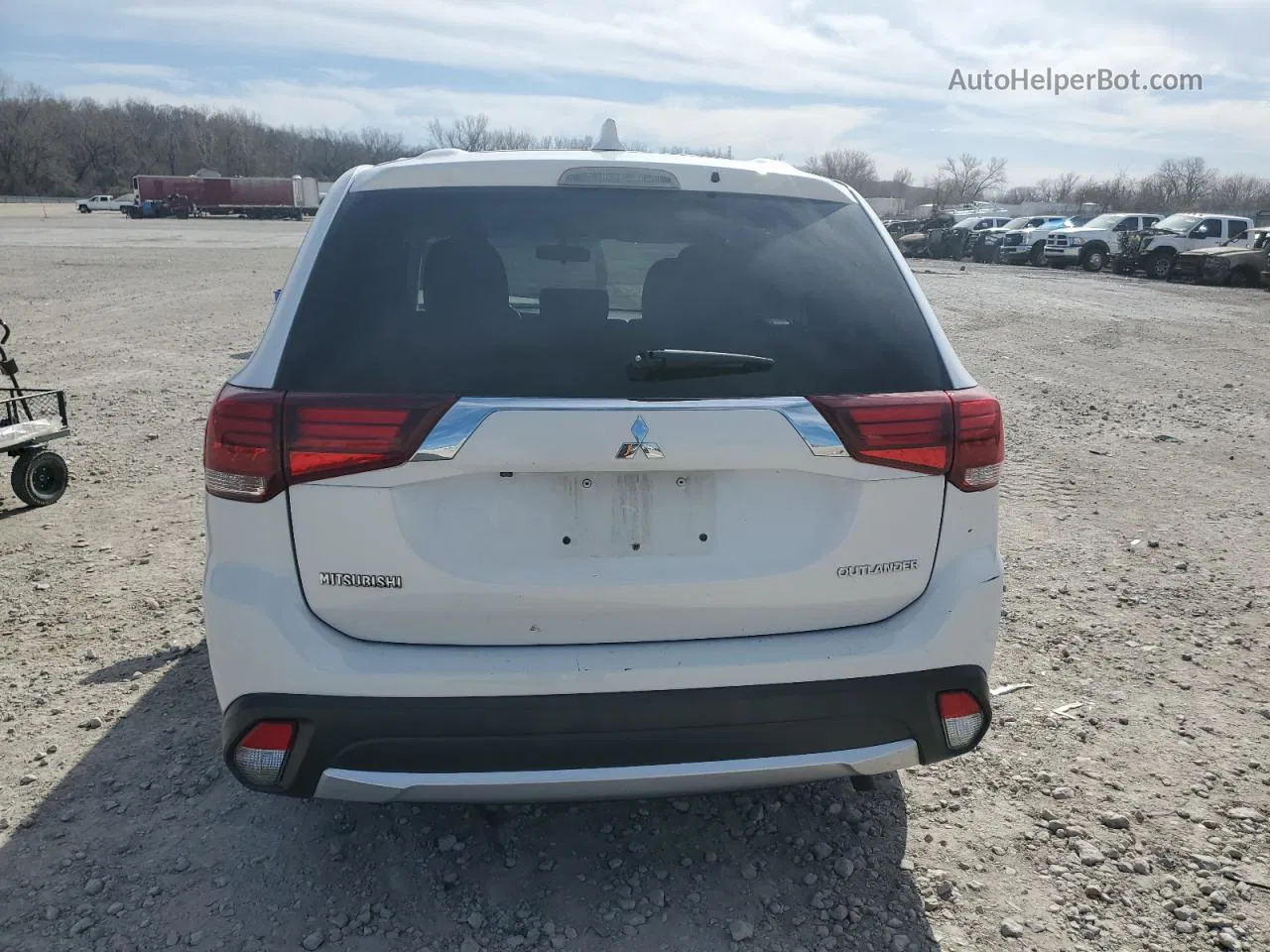 2017 Mitsubishi Outlander Es White vin: JA4AD2A36HZ052375