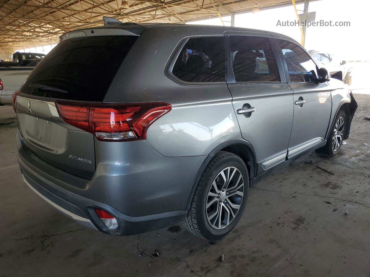 2017 Mitsubishi Outlander Es Серебряный vin: JA4AD2A36HZ064395