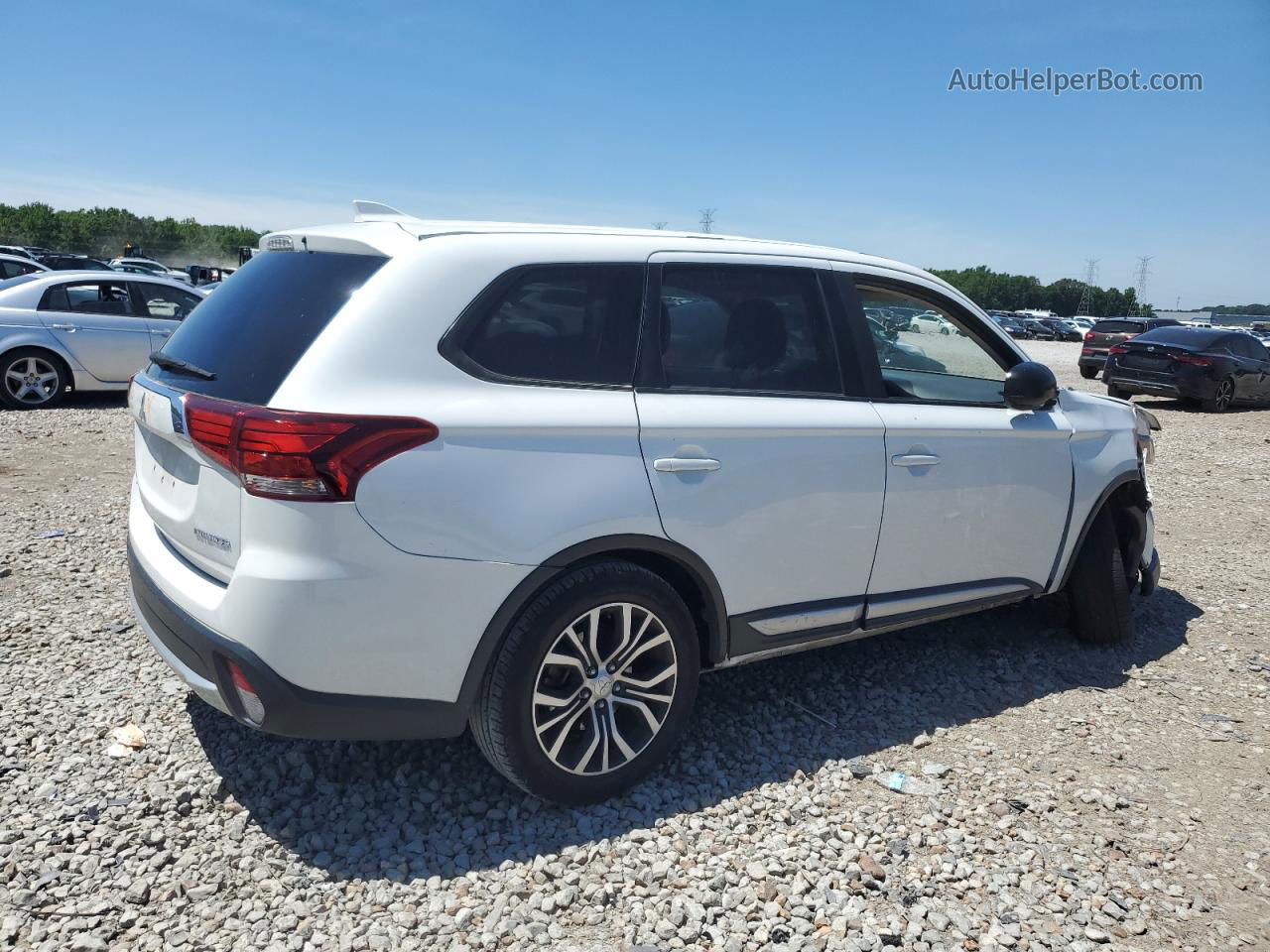 2017 Mitsubishi Outlander Es White vin: JA4AD2A37HZ057536