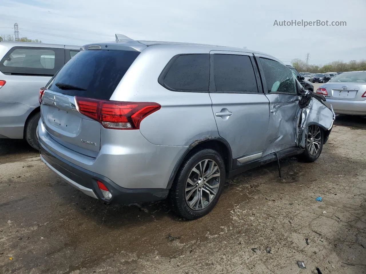 2017 Mitsubishi Outlander Es Silver vin: JA4AD2A37HZ063157