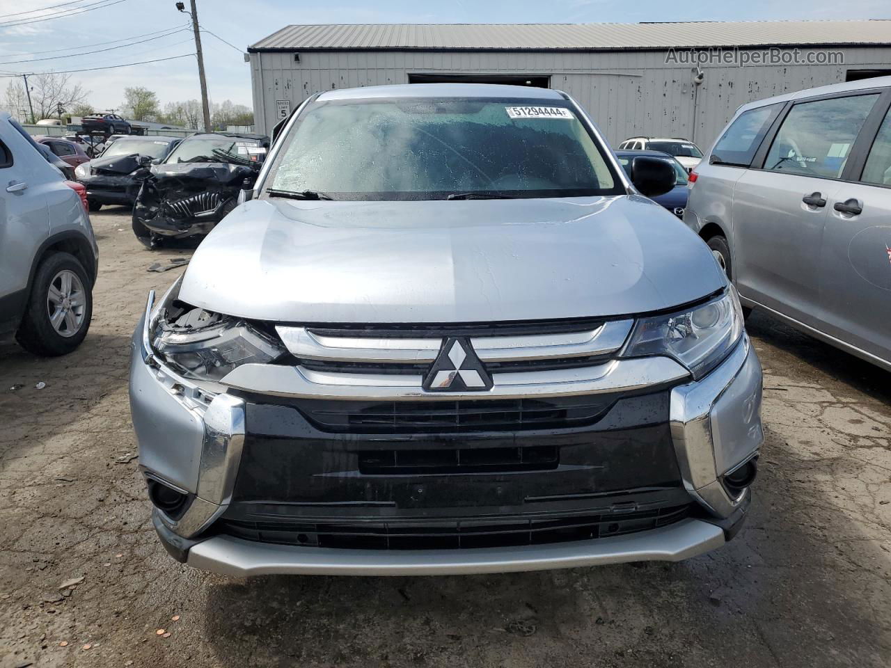 2017 Mitsubishi Outlander Es Silver vin: JA4AD2A37HZ063157