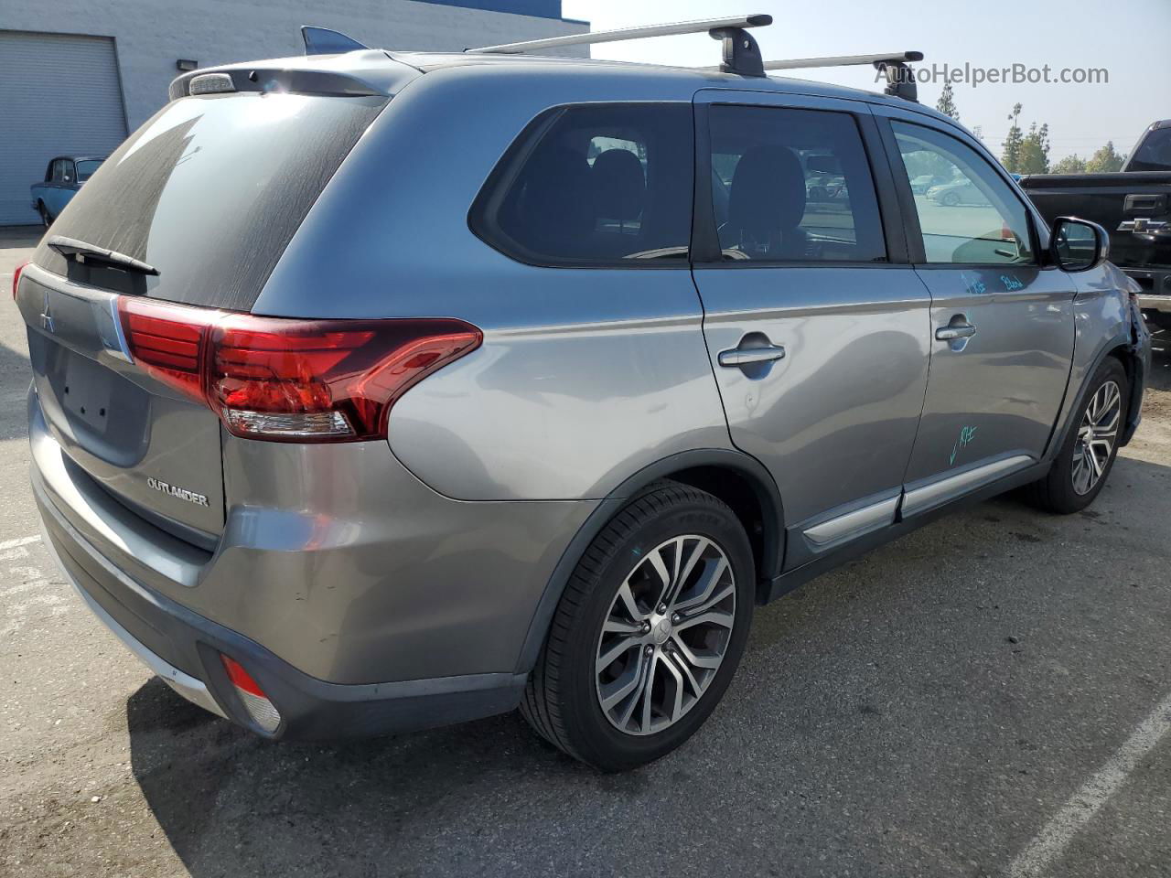 2017 Mitsubishi Outlander Es Gray vin: JA4AD2A39HZ055027