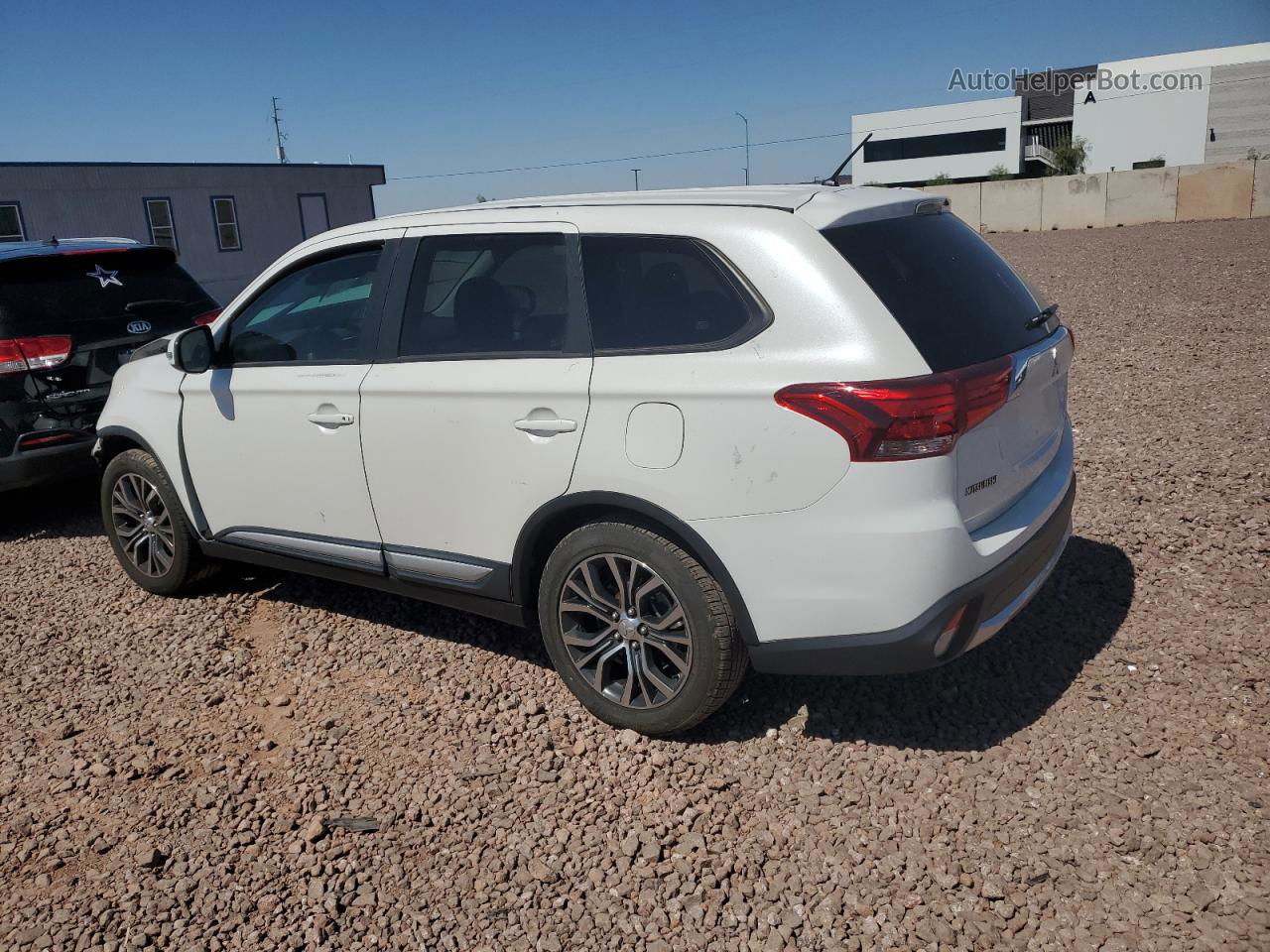 2016 Mitsubishi Outlander Se White vin: JA4AD3A31GZ009907