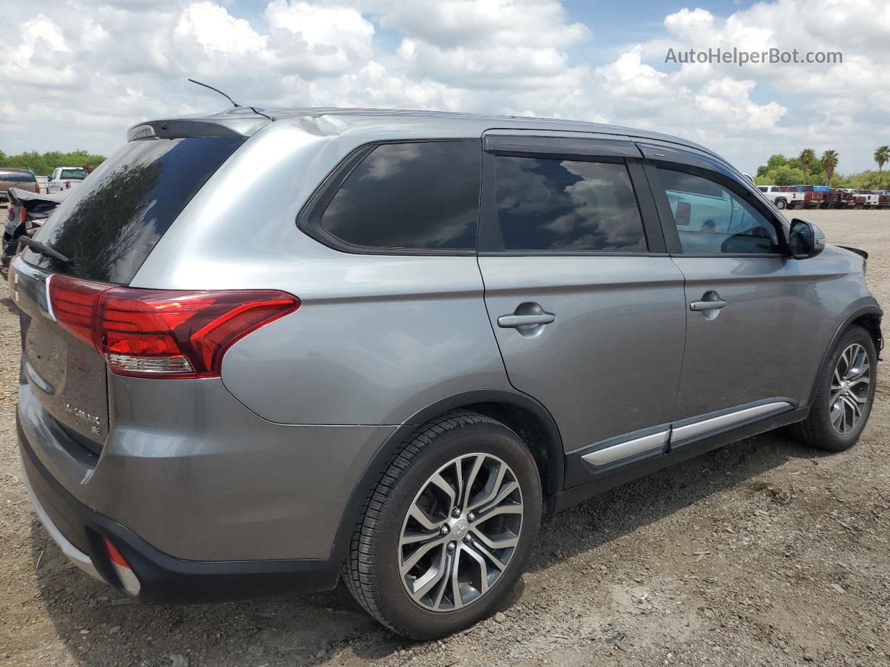 2016 Mitsubishi Outlander Se Gray vin: JA4AD3A31GZ018929