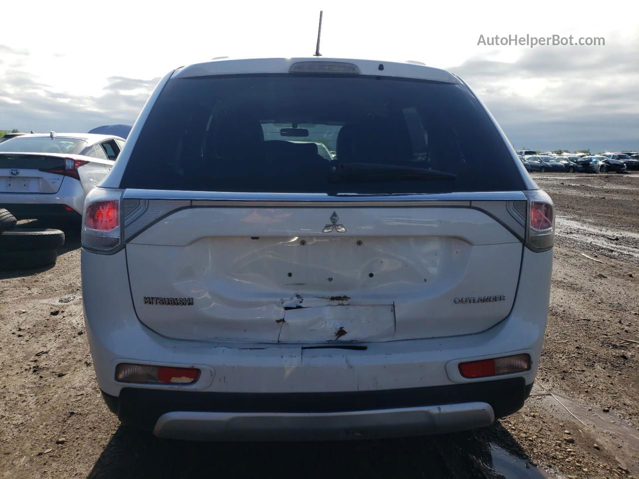 2015 Mitsubishi Outlander Se White vin: JA4AD3A32FZ001796