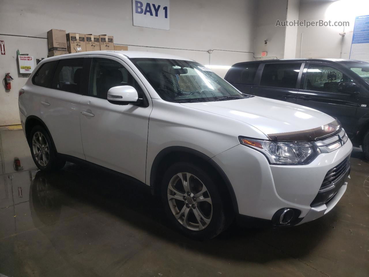 2015 Mitsubishi Outlander Se White vin: JA4AD3A32FZ008909