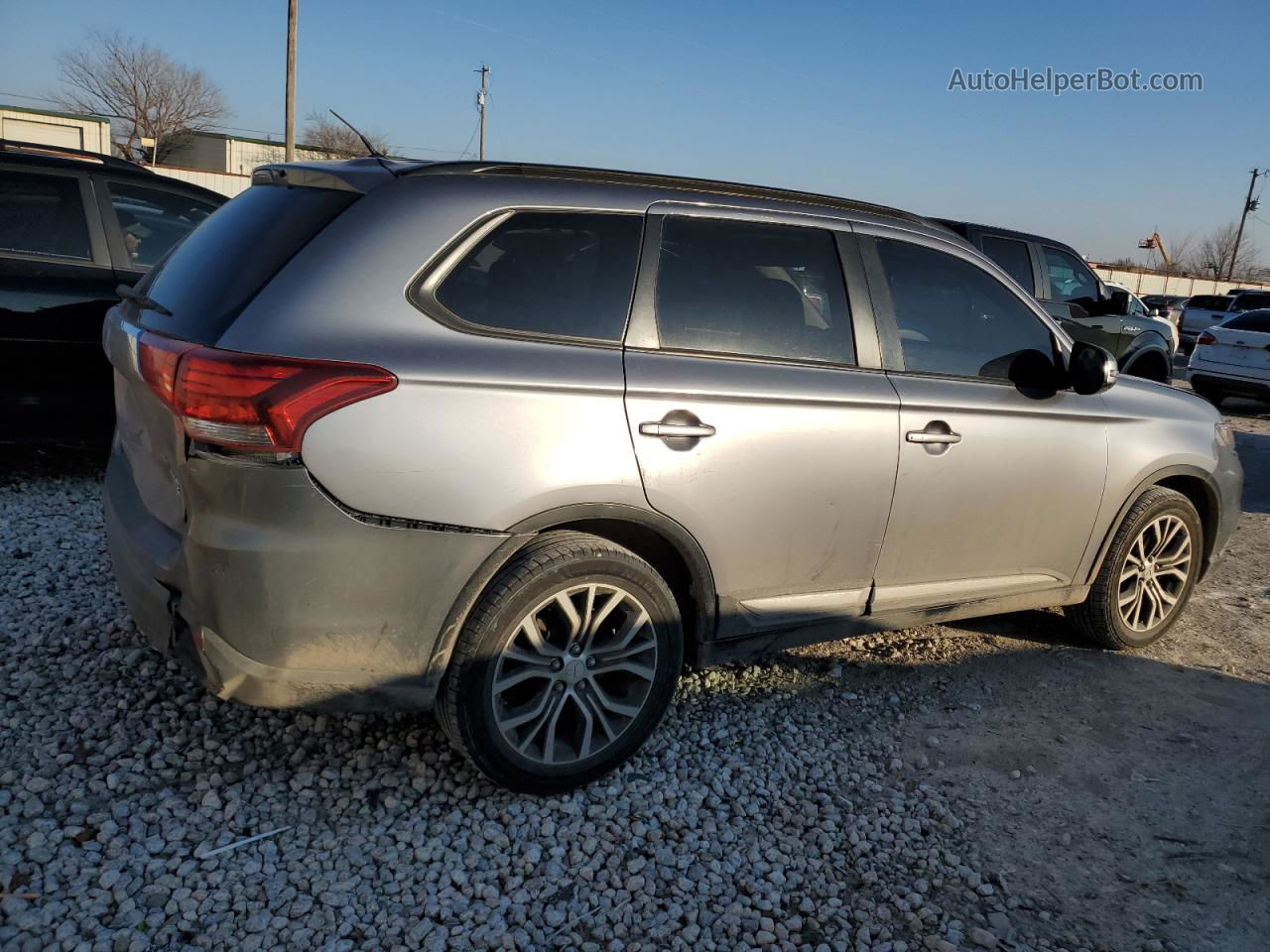 2016 Mitsubishi Outlander Se Gray vin: JA4AD3A32GZ043550