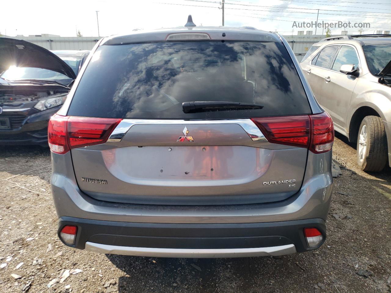 2017 Mitsubishi Outlander Se Gray vin: JA4AD3A32HZ010582