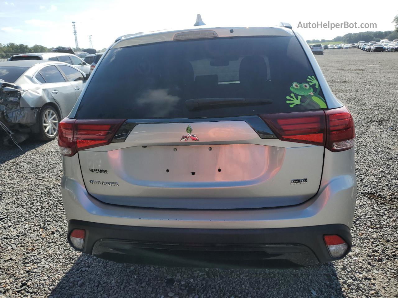 2020 Mitsubishi Outlander Se Silver vin: JA4AD3A32LZ029030