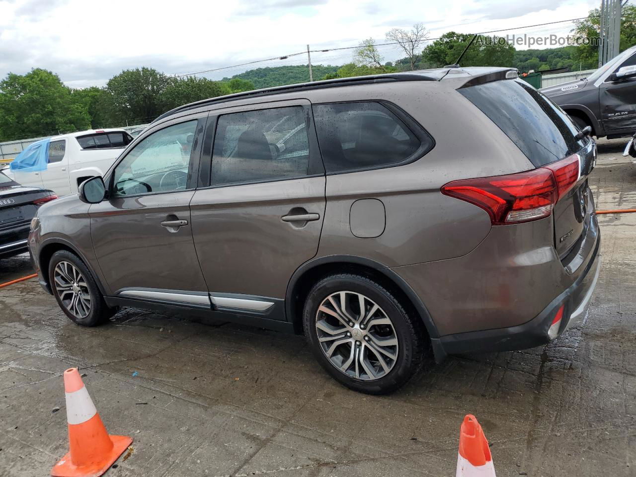 2016 Mitsubishi Outlander Se Tan vin: JA4AD3A33GZ026143