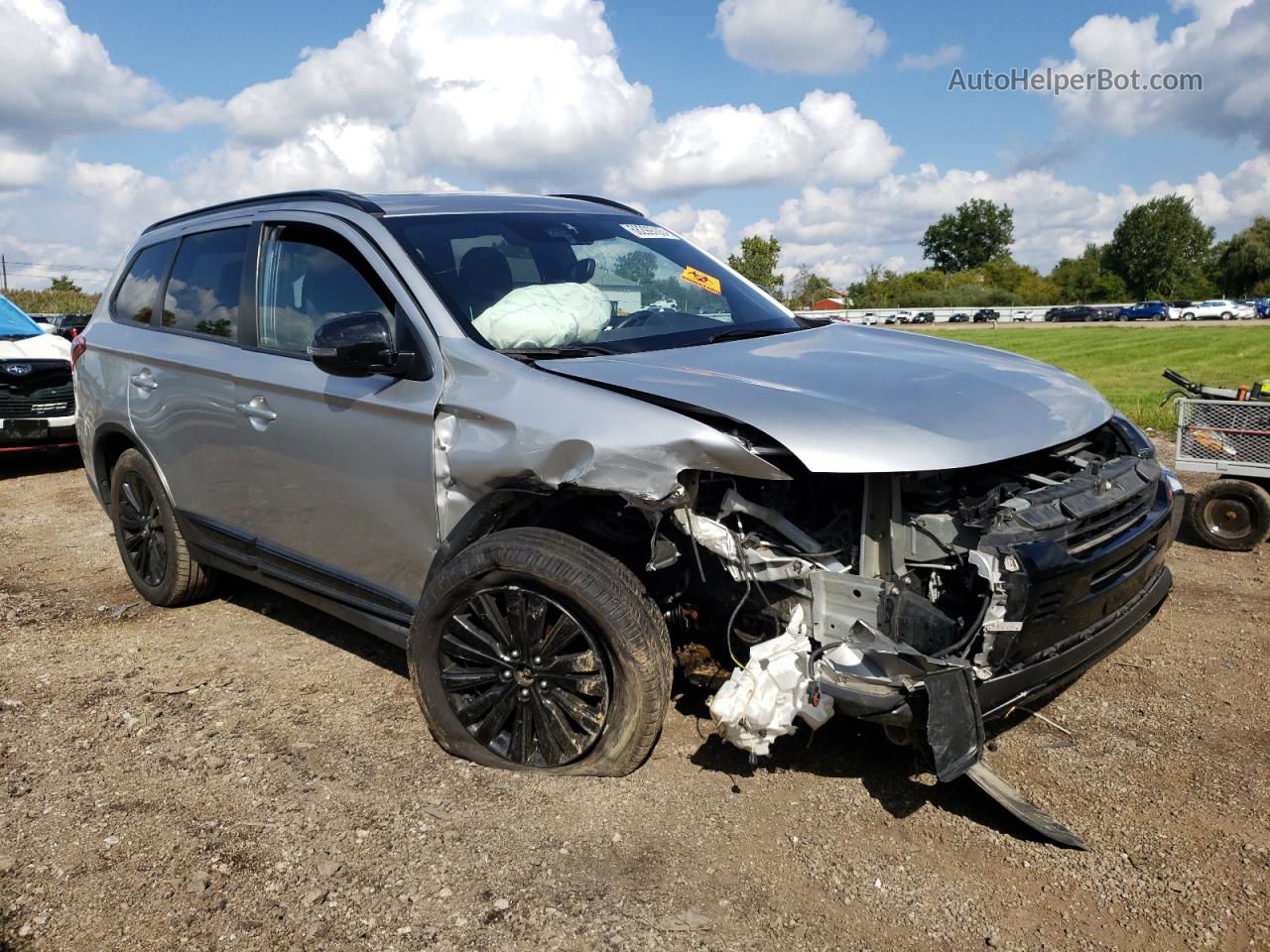 2020 Mitsubishi Outlander Se Silver vin: JA4AD3A33LJ000599