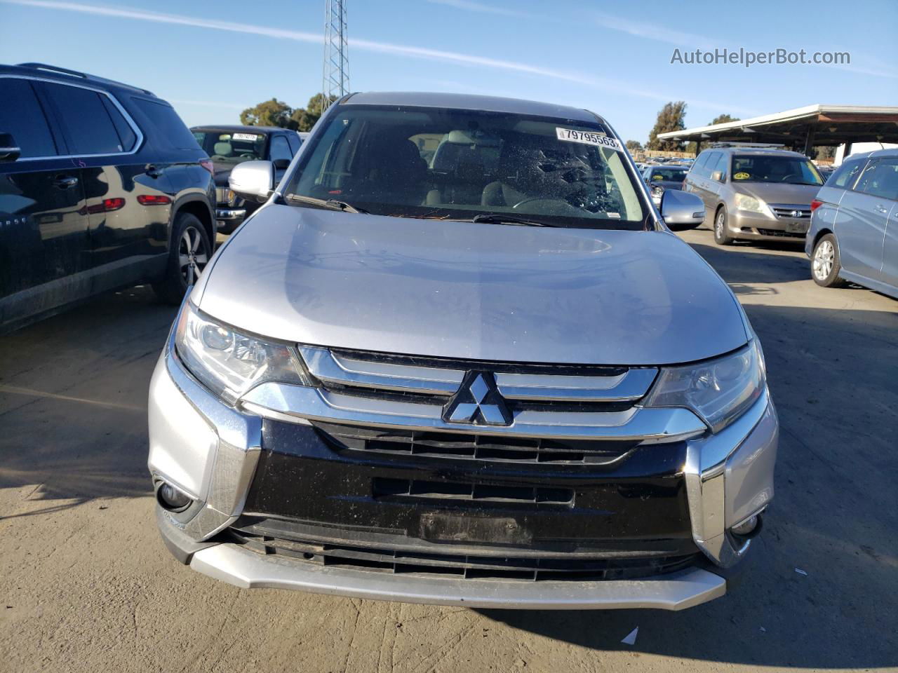 2017 Mitsubishi Outlander Se Silver vin: JA4AD3A34HZ028016