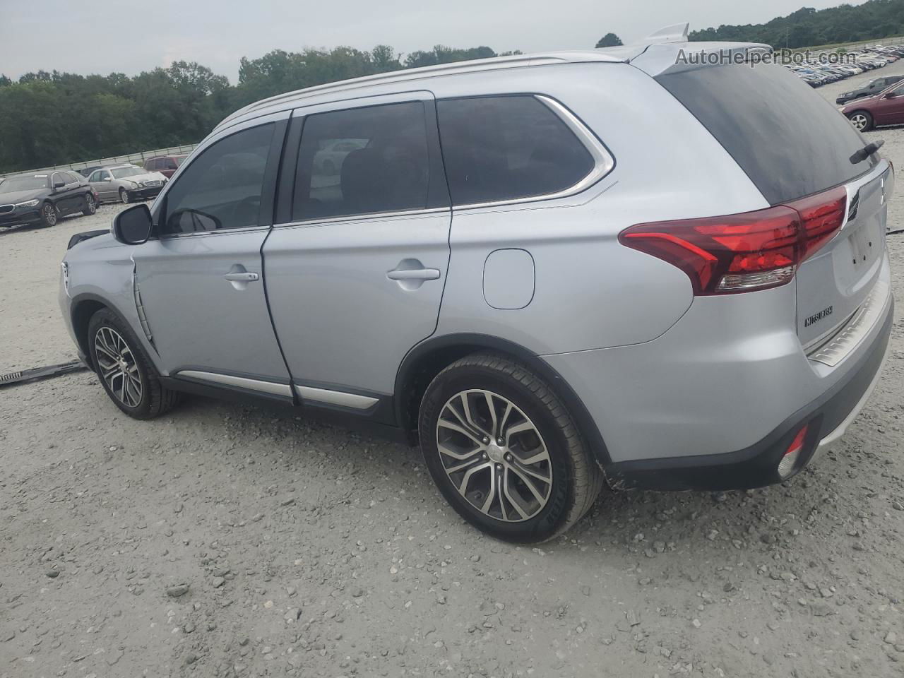 2017 Mitsubishi Outlander Se Silver vin: JA4AD3A34HZ047066