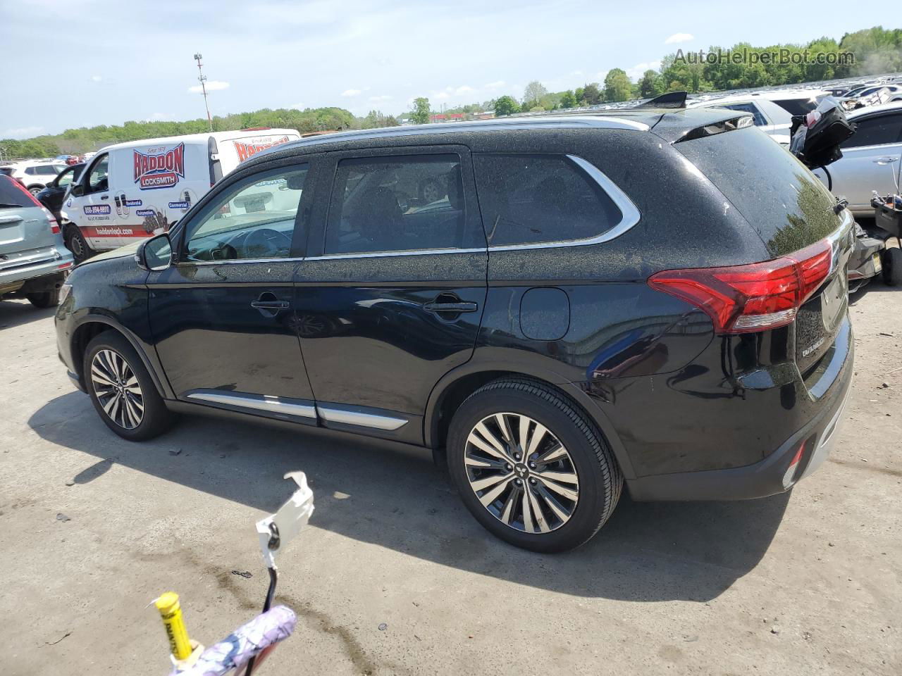 2020 Mitsubishi Outlander Se Black vin: JA4AD3A35LZ031774