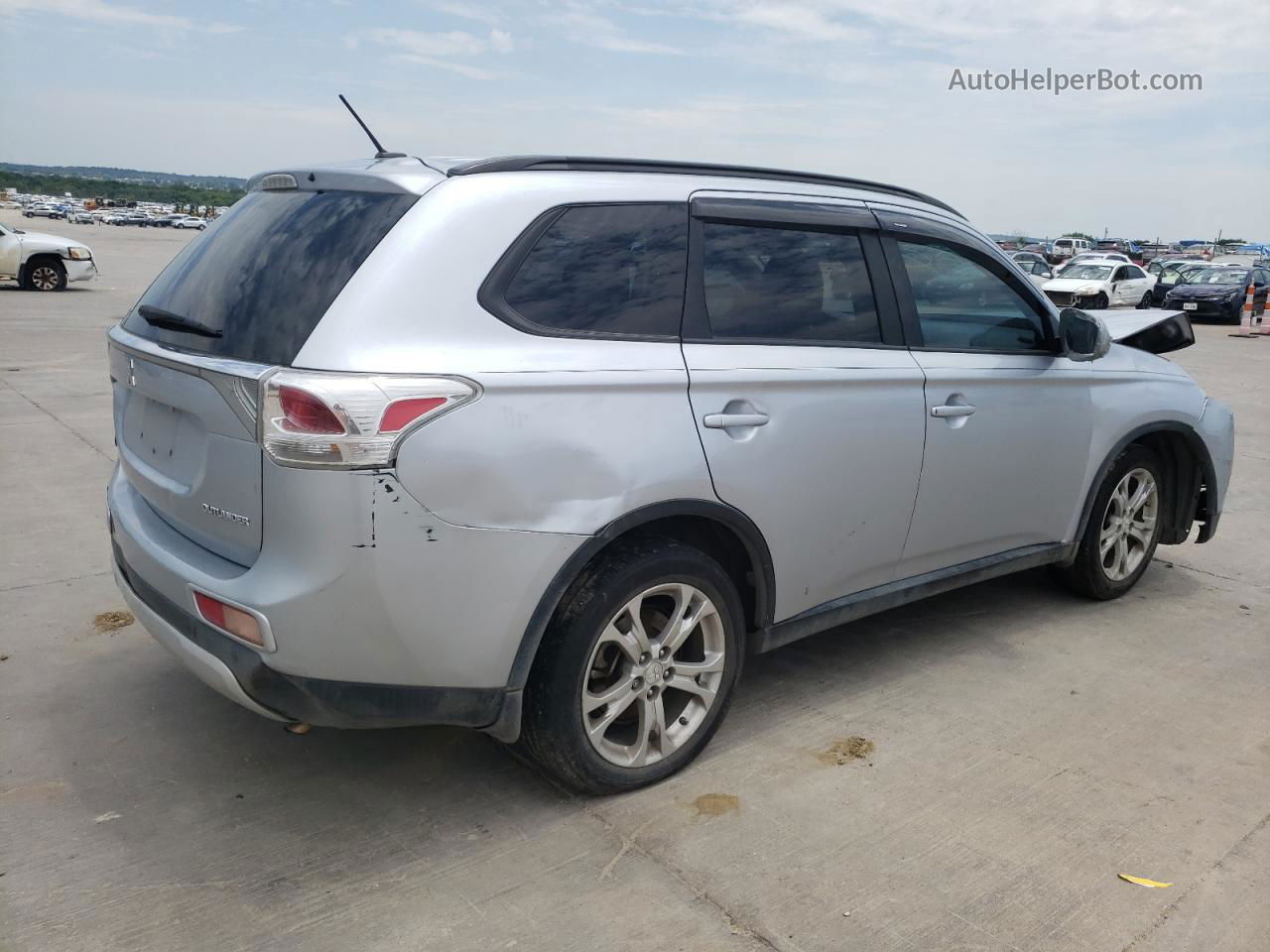 2015 Mitsubishi Outlander Se Серебряный vin: JA4AD3A36FZ008704