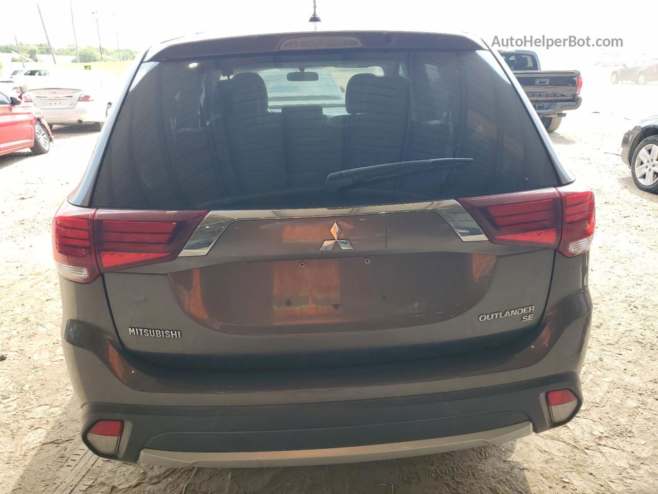 2016 Mitsubishi Outlander Se Brown vin: JA4AD3A37GZ035881