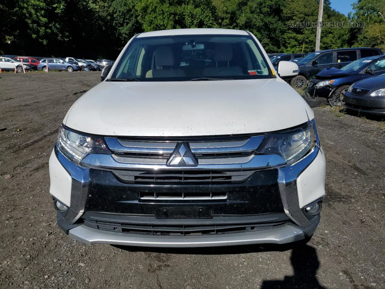 2017 Mitsubishi Outlander Se Белый vin: JA4AD3A37HZ023618