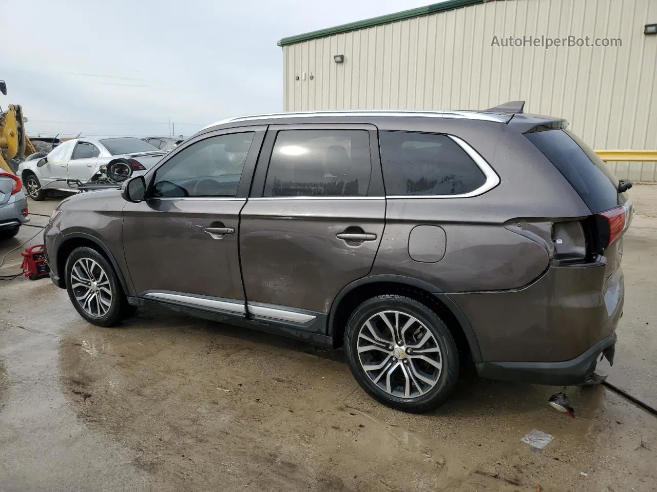 2017 Mitsubishi Outlander Se Brown vin: JA4AD3A37HZ051810