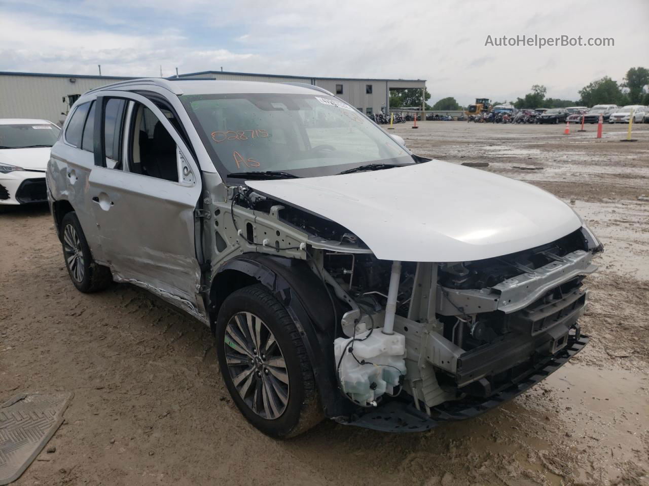 2020 Mitsubishi Outlander Se Серебряный vin: JA4AD3A37LZ028715