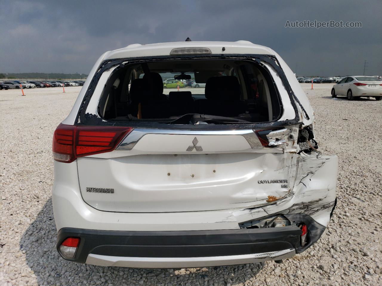 2016 Mitsubishi Outlander Se White vin: JA4AD3A38GZ008611