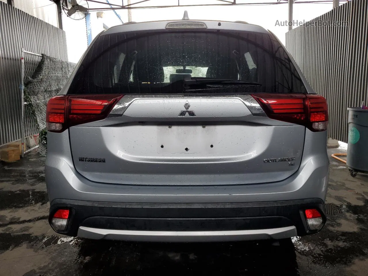 2017 Mitsubishi Outlander Se Серебряный vin: JA4AD3A3XHZ005341