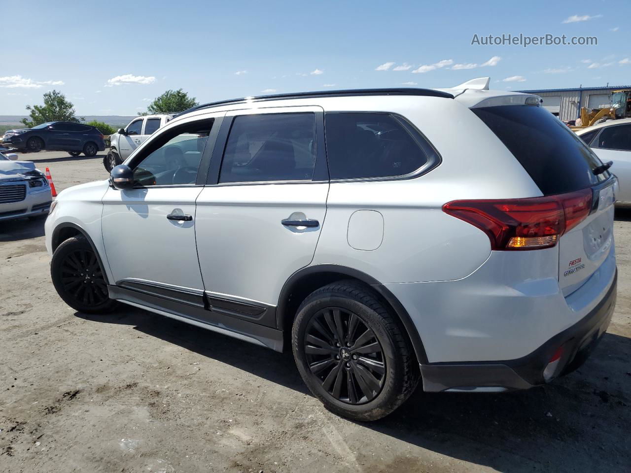 2020 Mitsubishi Outlander Se Белый vin: JA4AD3A3XLZ008944