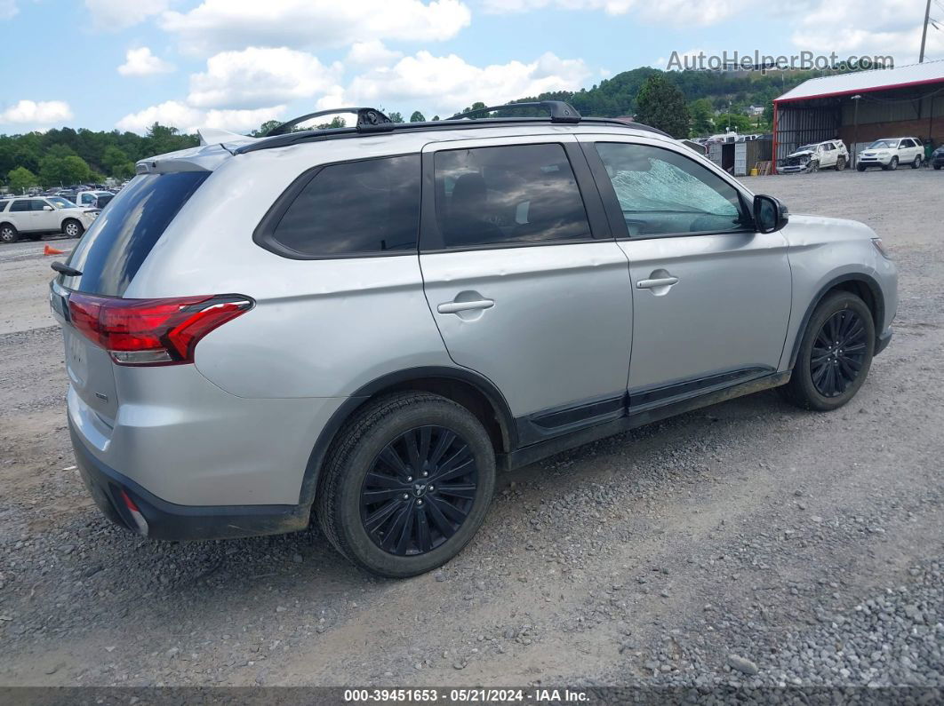 2020 Mitsubishi Outlander   Silver vin: JA4AD3A3XLZ029289