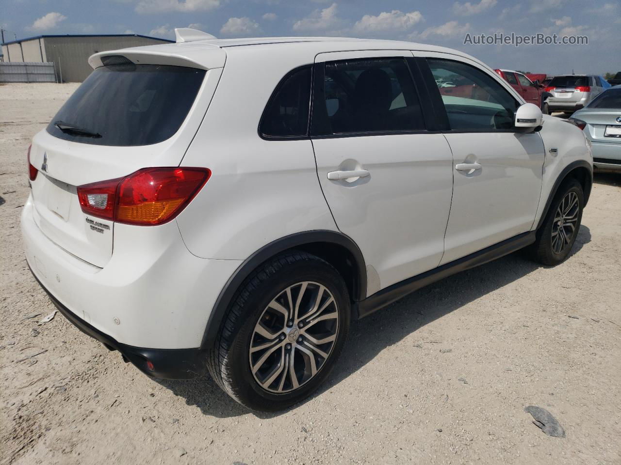 2017 Mitsubishi Outlander Sport Es White vin: JA4AP3AU3HZ019887