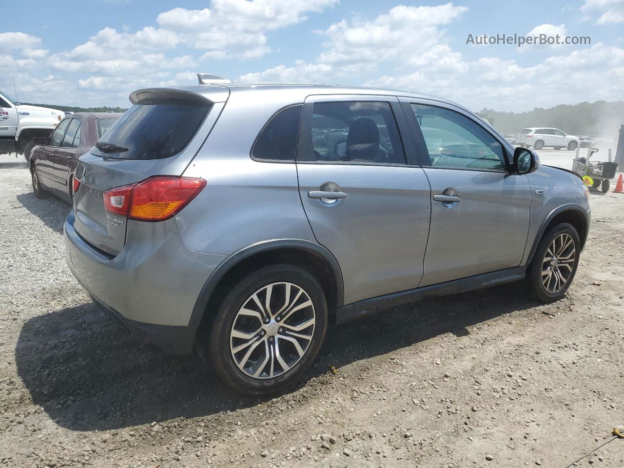 2017 Mitsubishi Outlander Sport Es Silver vin: JA4AP3AU5HZ005134