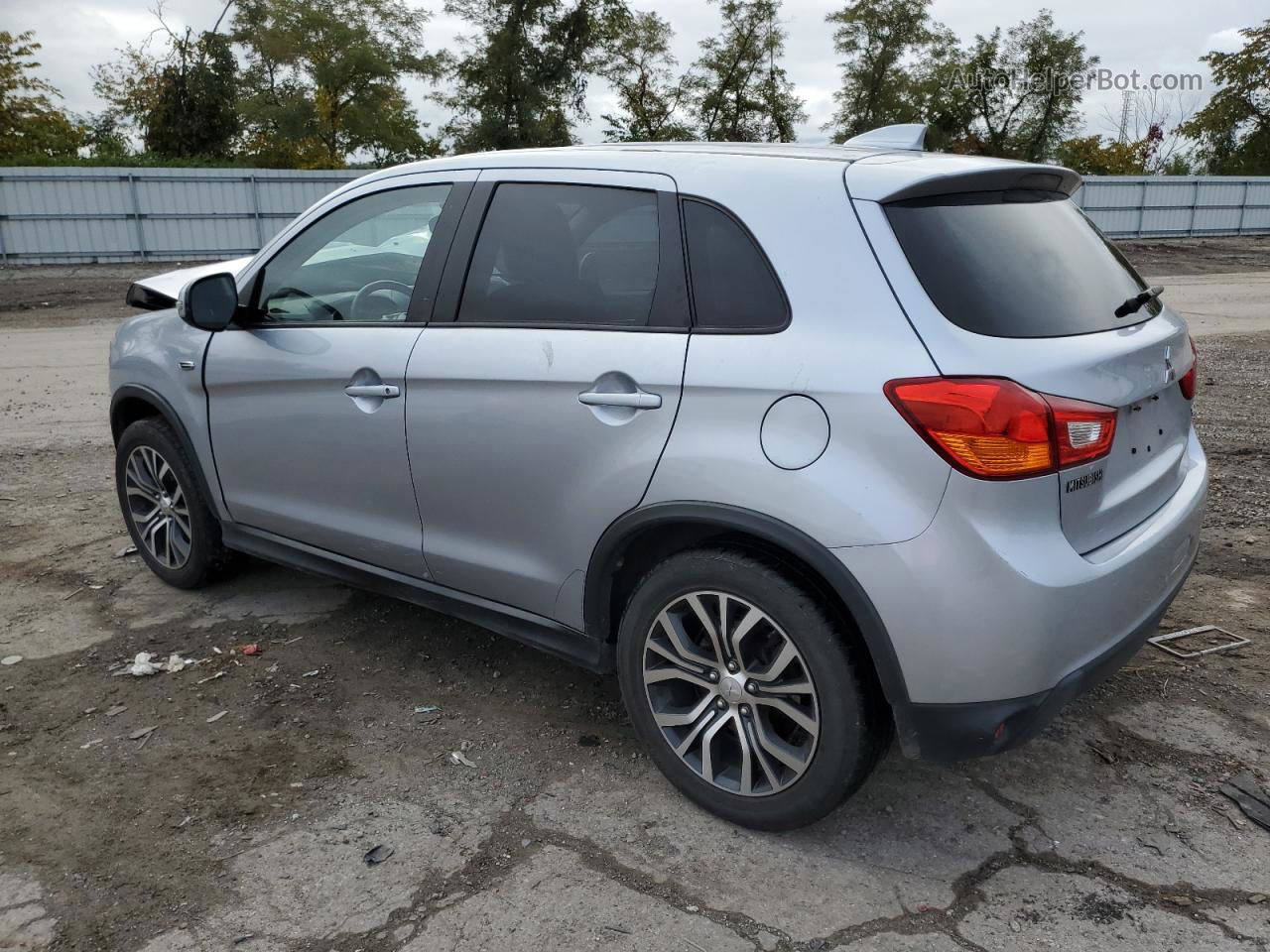 2017 Mitsubishi Outlander Sport Es Серебряный vin: JA4AP3AU6HZ066928