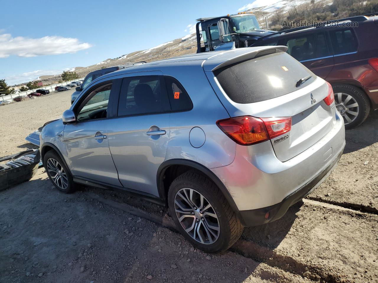 2017 Mitsubishi Outlander Sport Es Silver vin: JA4AP3AU9HZ047578