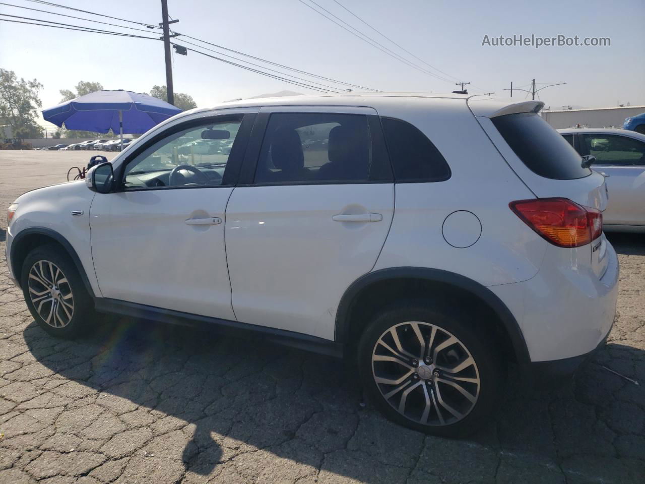 2016 Mitsubishi Outlander Sport Es White vin: JA4AP3AW2GZ036714