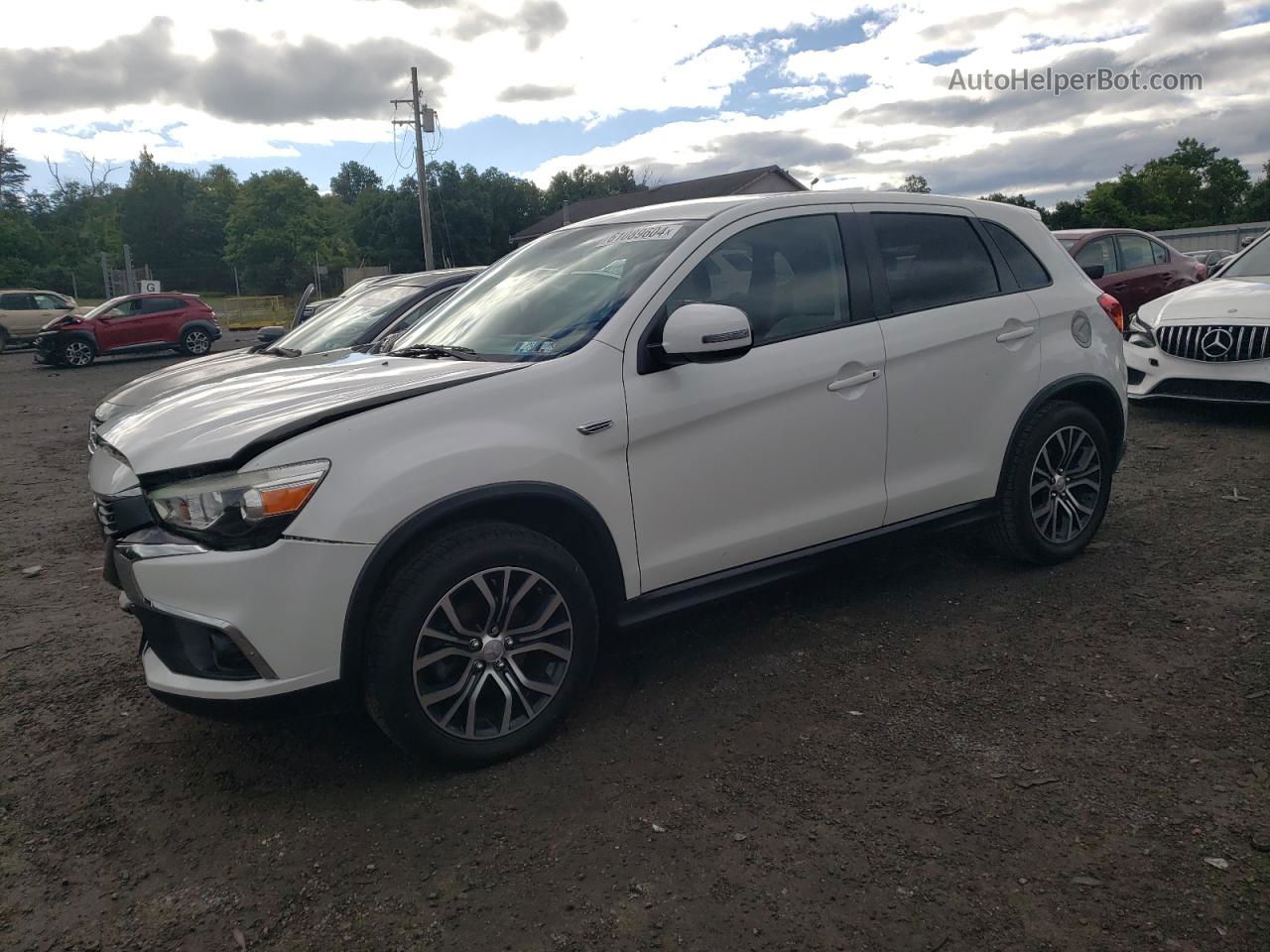 2017 Mitsubishi Outlander Sport Es White vin: JA4AR3AU3HZ031404