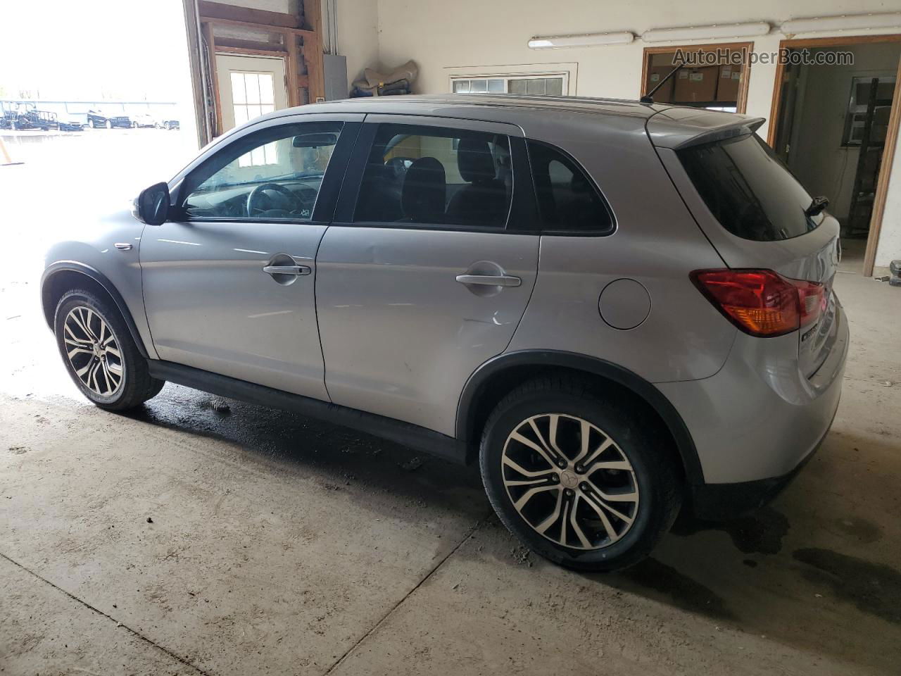 2016 Mitsubishi Outlander Sport Es Серебряный vin: JA4AR3AU5GZ046985