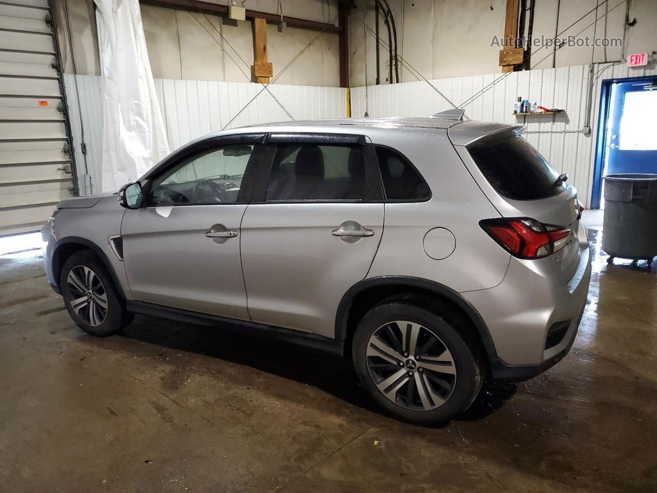 2020 Mitsubishi Outlander Sport Es Silver vin: JA4AR3AU8LU003202