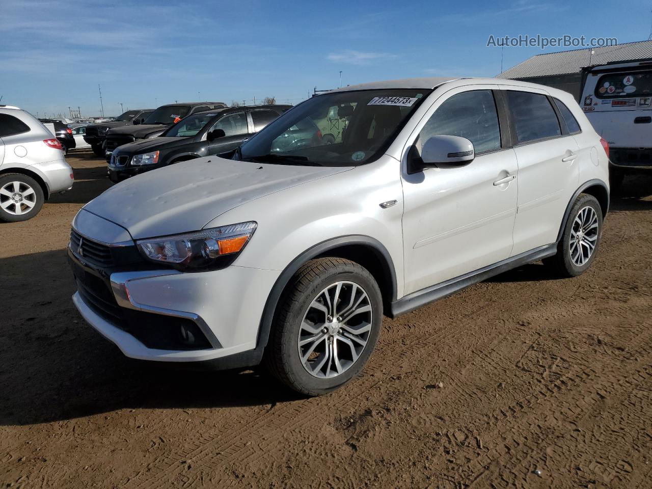 2017 Mitsubishi Outlander Sport Es Белый vin: JA4AR3AW1HZ025764