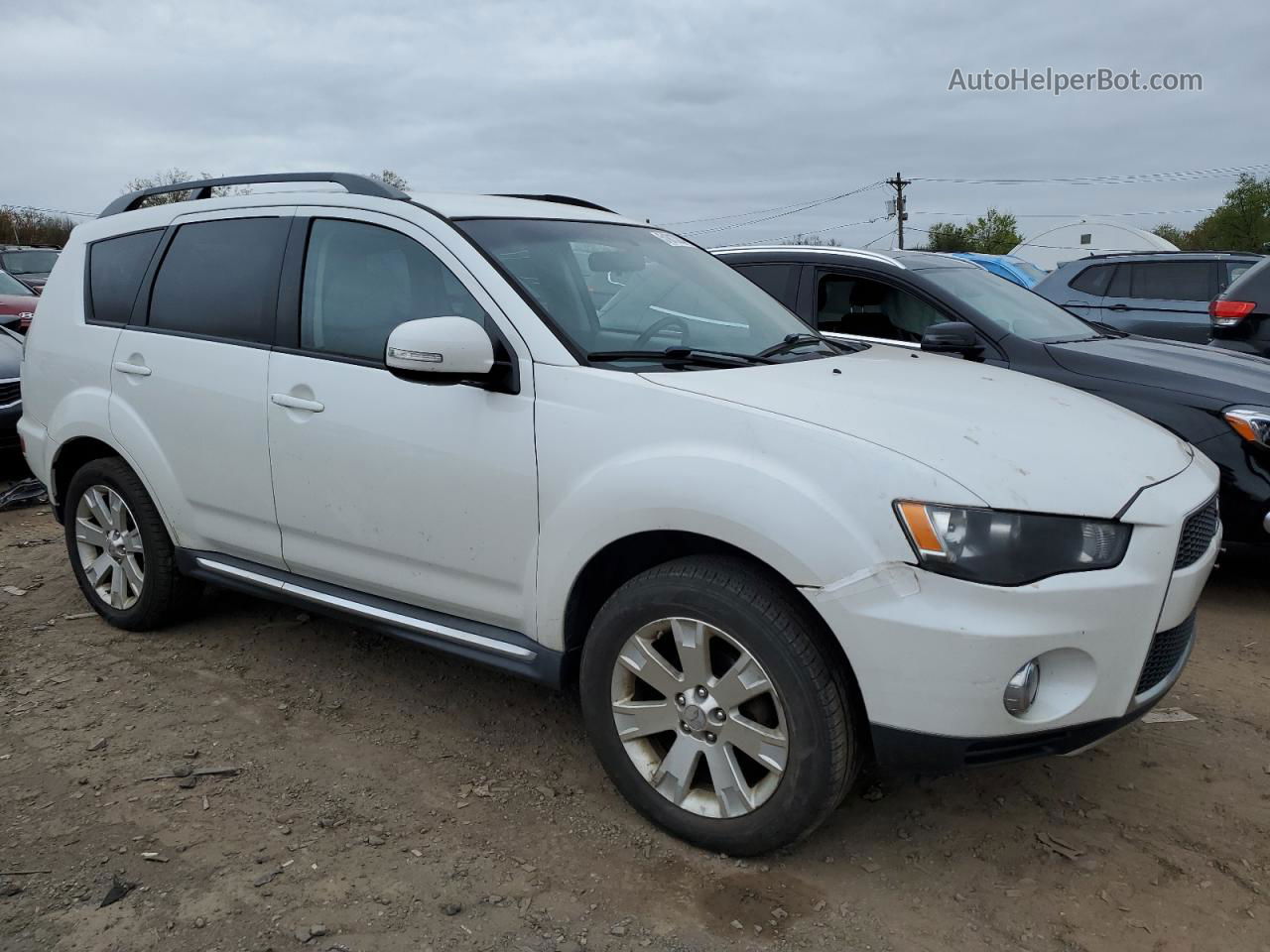 2013 Mitsubishi Outlander Se White vin: JA4AS3AW5DU000765