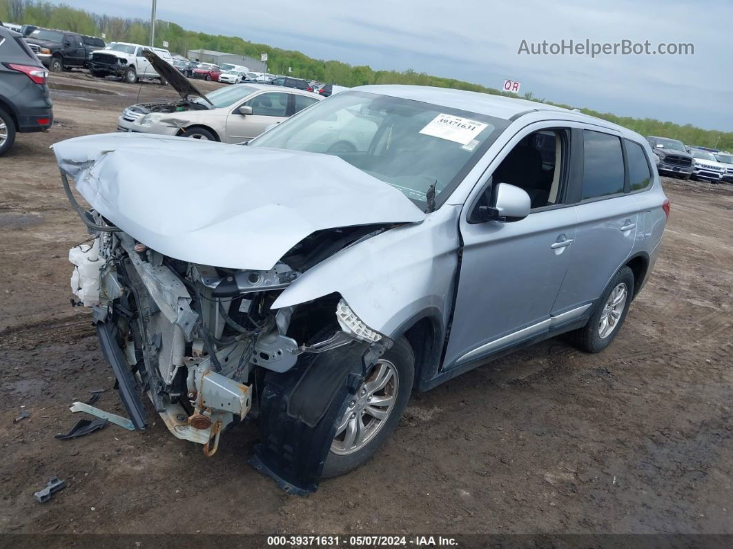 2017 Mitsubishi Outlander Es Silver vin: JA4AZ2A31HZ608447