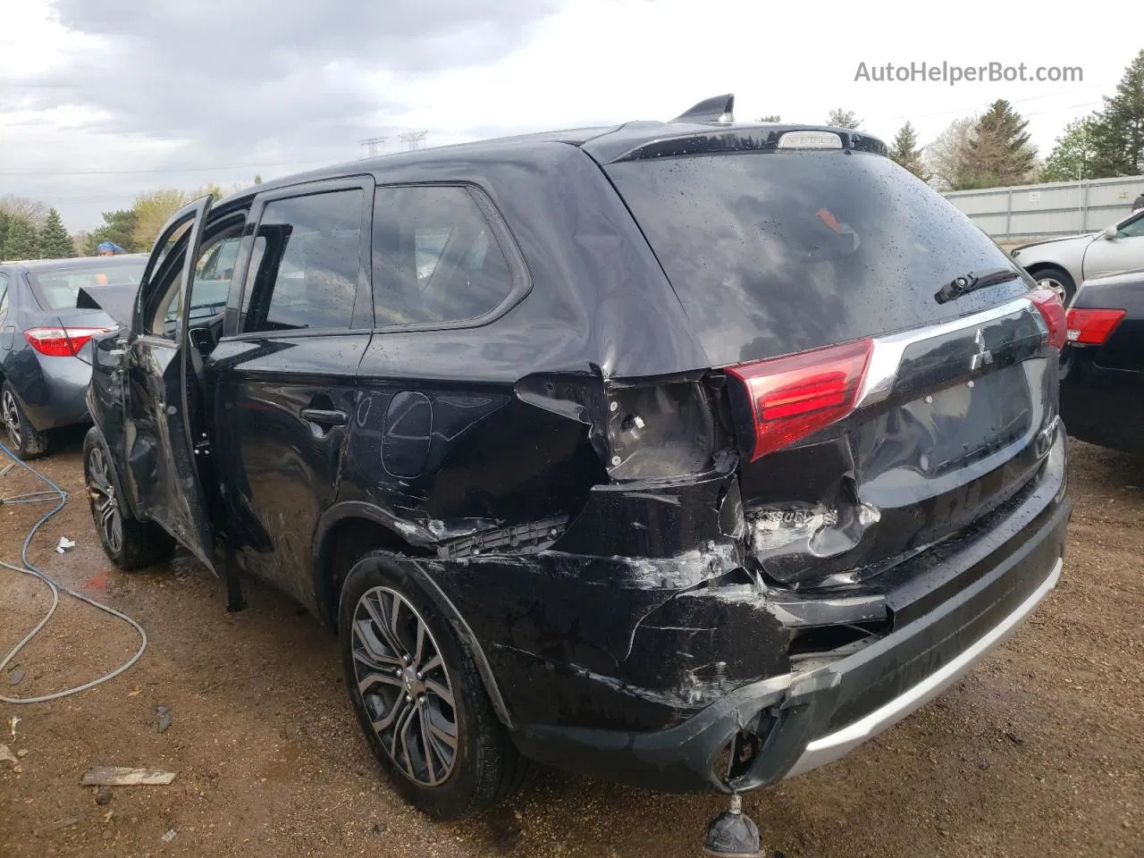 2017 Mitsubishi Outlander Es Black vin: JA4AZ2A33HZ057129