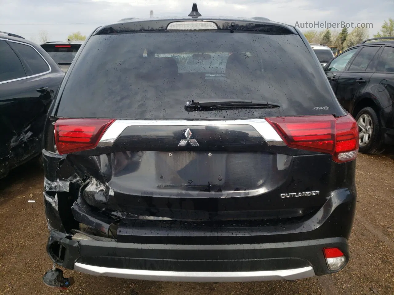 2017 Mitsubishi Outlander Es Черный vin: JA4AZ2A33HZ057129