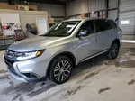 2017 Mitsubishi Outlander Es Серебряный vin: JA4AZ2A36HZ045198