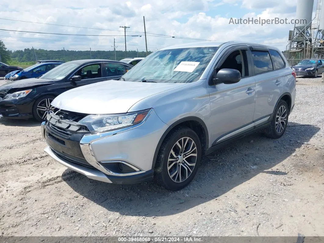 2017 Mitsubishi Outlander Es Silver vin: JA4AZ2A39HZ031988