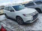 2016 Mitsubishi Outlander Es White vin: JA4AZ3A30GZ063460