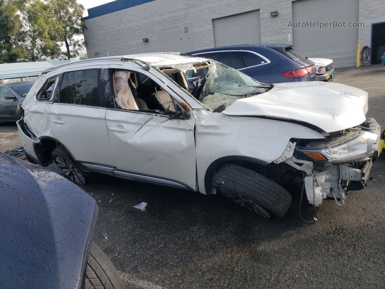 2020 Mitsubishi Outlander Se White vin: JA4AZ3A31LZ020532