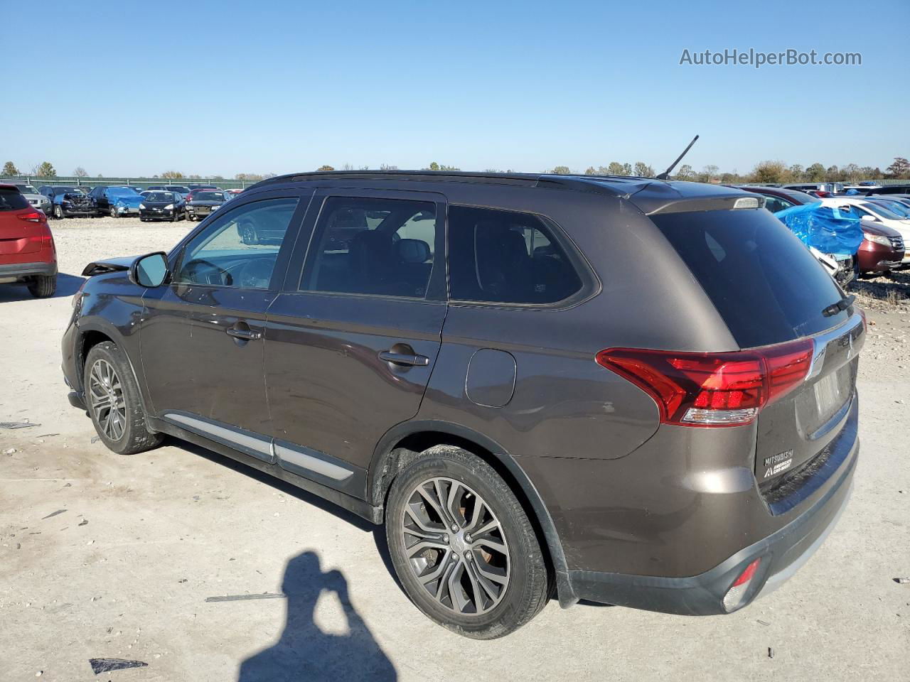 2016 Mitsubishi Outlander Se Brown vin: JA4AZ3A32GZ021274