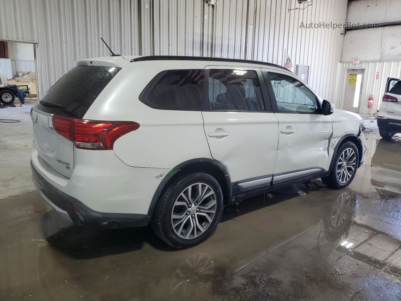 2016 Mitsubishi Outlander Se White vin: JA4AZ3A32GZ057580