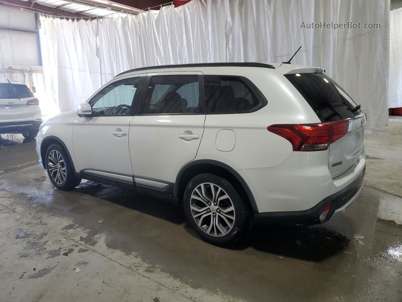 2016 Mitsubishi Outlander Se White vin: JA4AZ3A32GZ057580